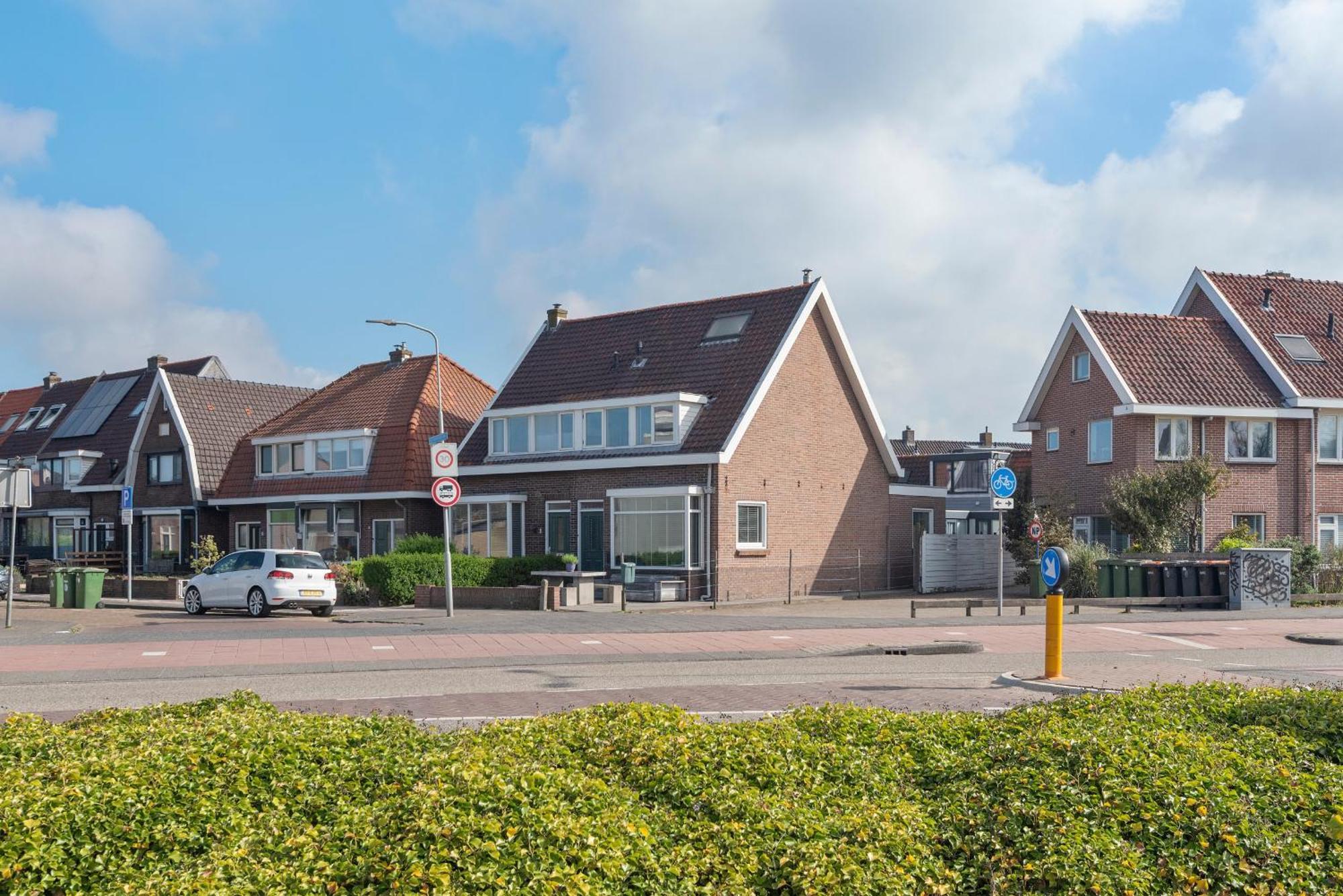 Wijkiki Surf House Lägenhet Wijk aan Zee Exteriör bild