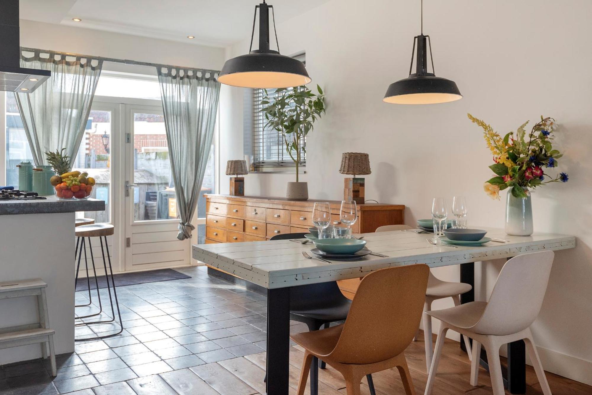 Wijkiki Surf House Lägenhet Wijk aan Zee Exteriör bild