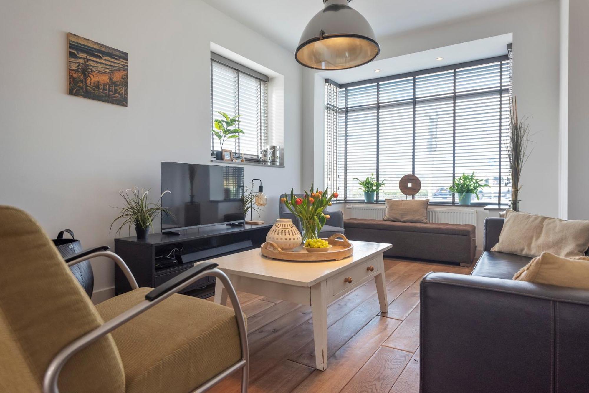 Wijkiki Surf House Lägenhet Wijk aan Zee Exteriör bild