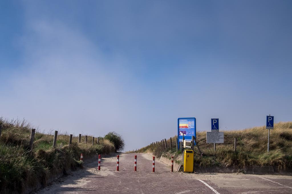 Wijkiki Surf House Lägenhet Wijk aan Zee Exteriör bild